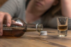 What to Expect When Withdrawing from Alcohol